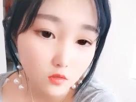 18岁的的小狐狸 