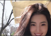北京嫩模【瑶瑶】和男友玩裸体性爱厨房一边做菜一边被玩逼貌似厨艺还不错